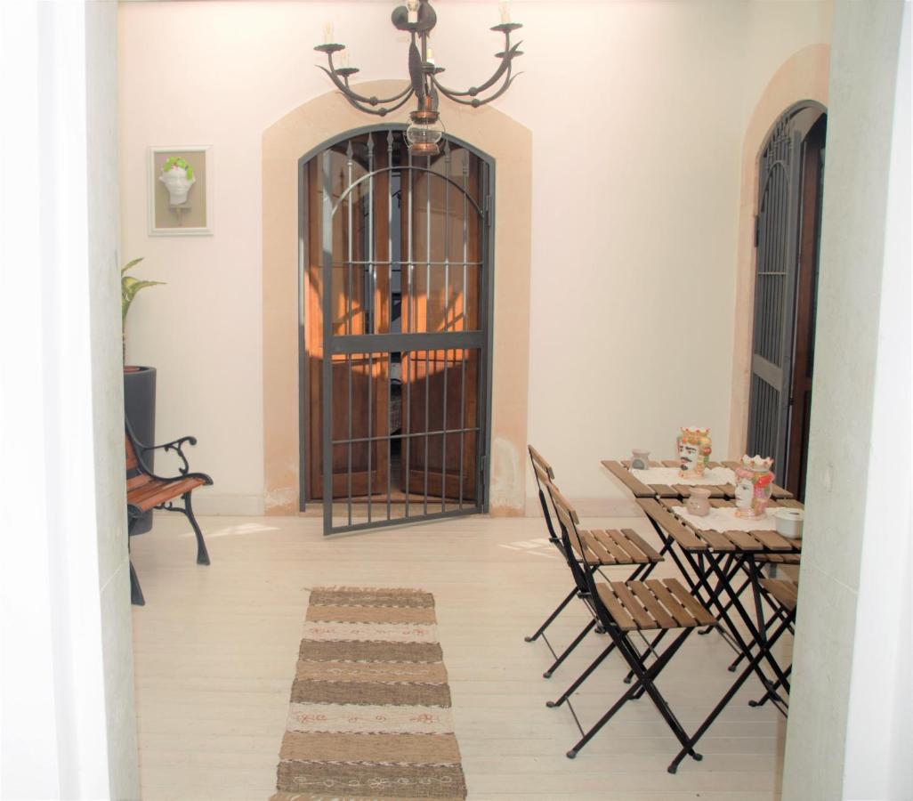 A Viuzza Siracusa Hébergement de vacances *